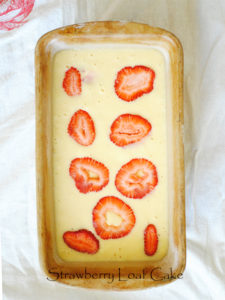 Strawberry Loaf Cake | Garlic Girl