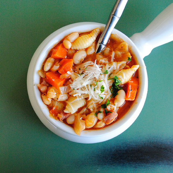 easy pasta fagioli - Garlic Girl